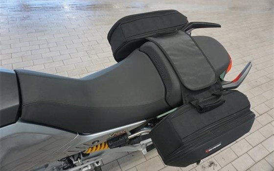 Gebrauchtmotorrad Moto Guzzi V100 Mandello S - Bild 3 Gebrauchtmotorrad Moto Guzzi V100 Mandello S - Bild 3