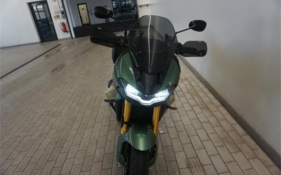 Gebrauchtmotorrad Moto Guzzi V100 Mandello S - Bild 7 Gebrauchtmotorrad Moto Guzzi V100 Mandello S - Bild 7