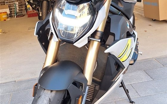 Gebrauchtmotorrad BMW S 1000 R - Bild 6