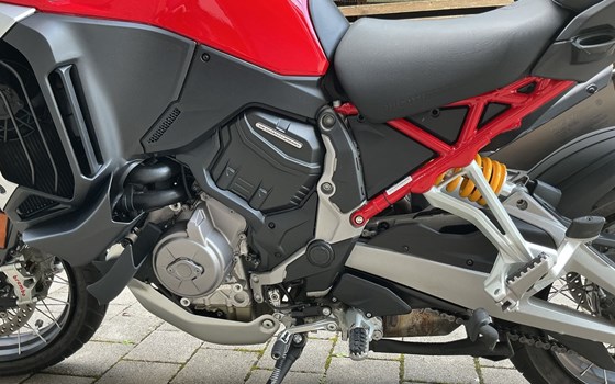 Gebrauchtmotorrad Ducati Multistrada V4 S - Bild 6