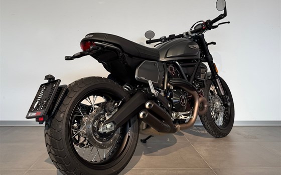 Gebrauchtmotorrad Ducati Scrambler Nightshift - Bild 5 Gebrauchtmotorrad Ducati Scrambler Nightshift - Bild 5