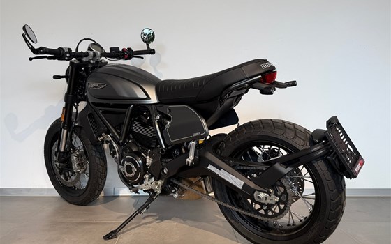 Gebrauchtmotorrad Ducati Scrambler Nightshift - Bild 7 Gebrauchtmotorrad Ducati Scrambler Nightshift - Bild 7