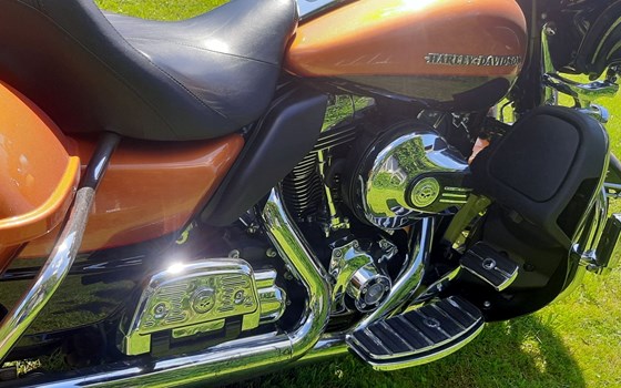 Gebrauchtmotorrad Harley-Davidson Electra Glide Ultra Limited Low FLHTKL - Bild 5 Gebrauchtmotorrad Harley-Davidson Electra Glide Ultra Limited Low FLHTKL - Bild 5