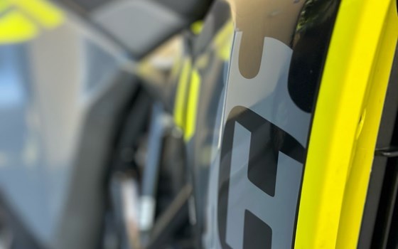 Gebrauchtmotorrad Husqvarna 701 Supermoto - Bild 7 Gebrauchtmotorrad Husqvarna 701 Supermoto - Bild 7
