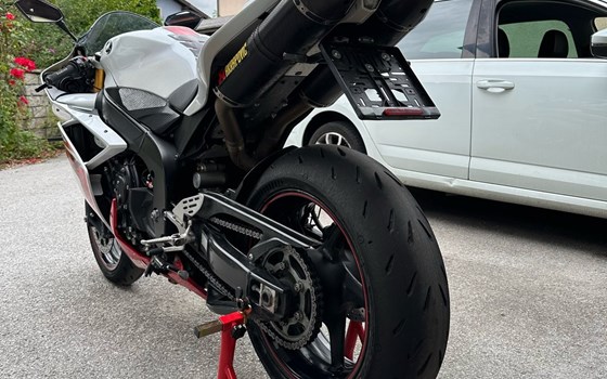Gebrauchtmotorrad Yamaha R1 - Bild 7 Gebrauchtmotorrad Yamaha R1 - Bild 7