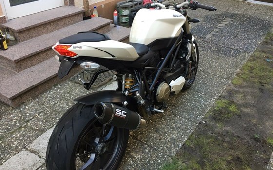 Gebrauchtmotorrad Ducati Streetfighter - Bild 5 Gebrauchtmotorrad Ducati Streetfighter - Bild 5