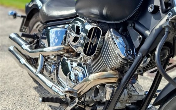 Gebrauchtmotorrad Yamaha XVS 1100 Drag Star - Bild 4 Gebrauchtmotorrad Yamaha XVS 1100 Drag Star - Bild 4