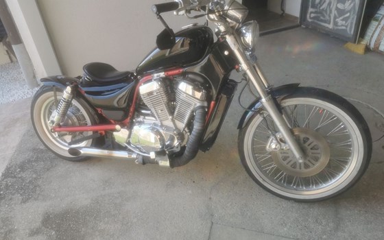 Gebrauchtmotorrad Suzuki Intruder VS 600 - Bild 4 Gebrauchtmotorrad Suzuki Intruder VS 600 - Bild 4