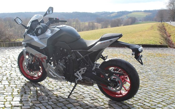 Neufahrzeug Suzuki GSX-8R - Bild 7