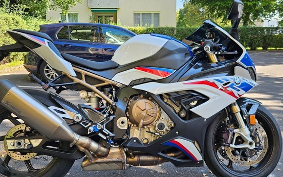 Gebrauchtmotorrad BMW S 1000 RR - Bild 1 Gebrauchtmotorrad BMW S 1000 RR - Bild 1