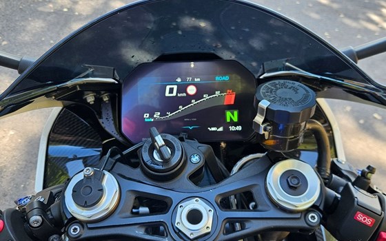Gebrauchtmotorrad BMW S 1000 RR - Bild 3 Gebrauchtmotorrad BMW S 1000 RR - Bild 3