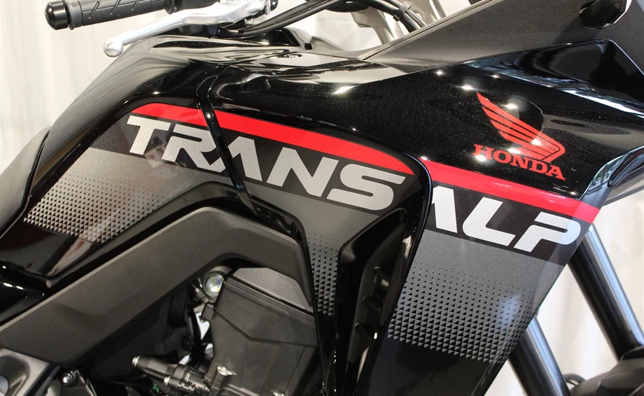 Offer Honda XL750 Transalp Bild 2: Offer Honda XL750 Transalp