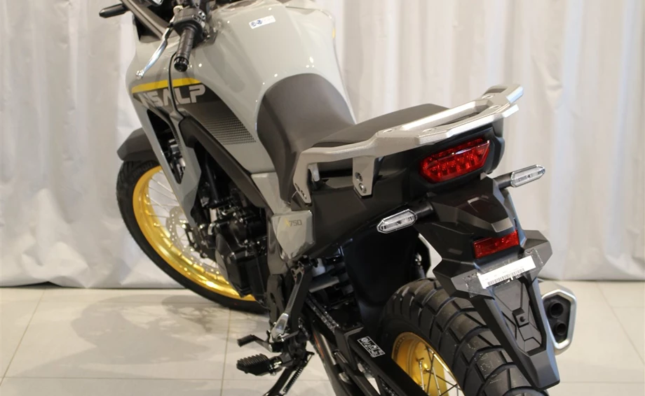 Offer Honda XL750 Transalp Bild 11: Offer Honda XL750 Transalp