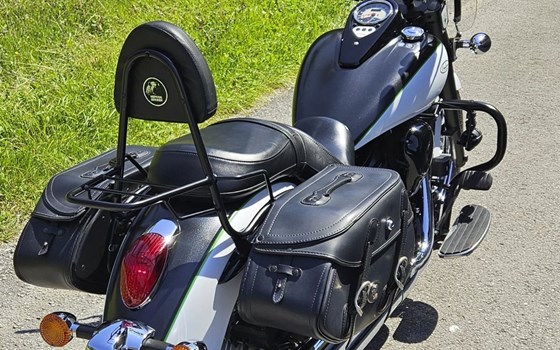 Gebrauchtmotorrad Kawasaki Vulcan 900 Classic Special - Bild 4 Gebrauchtmotorrad Kawasaki Vulcan 900 Classic Special - Bild 4