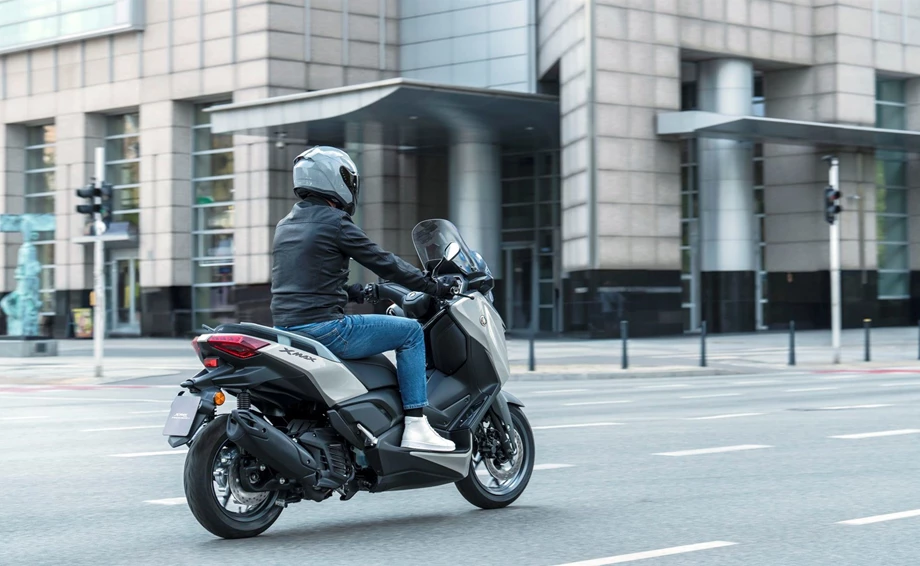 Angebot Yamaha XMAX 125 Tech MAX+ Bild 4: Angebot Yamaha XMAX 125 Tech MAX+