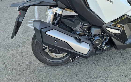 Gebrauchtmotorrad Honda ADV350 - Bild 5 Gebrauchtmotorrad Honda ADV350 - Bild 5
