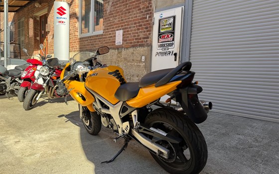 Gebrauchtmotorrad Suzuki SV650 - Bild 4