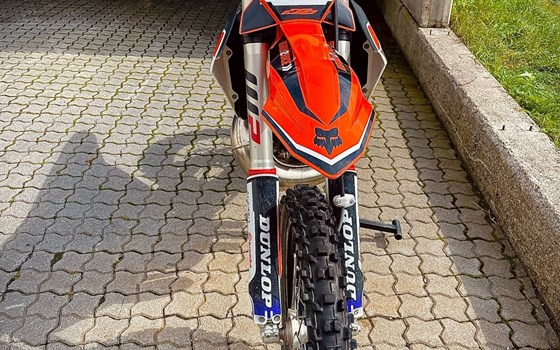 Gebrauchtmotorrad KTM 300 SX - Bild 3 Gebrauchtmotorrad KTM 300 SX - Bild 3