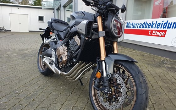 Neufahrzeug Honda CB650R E-Clutch - Bild 4