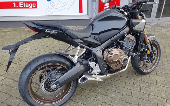 Neufahrzeug Honda CB650R E-Clutch - Bild 8