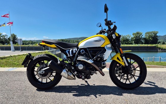 Gebrauchtmotorrad Ducati Scrambler Icon - Bild 2 Gebrauchtmotorrad Ducati Scrambler Icon - Bild 2