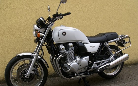 Gebrauchtmotorrad Honda CB 1100 - Bild 1 Gebrauchtmotorrad Honda CB 1100 - Bild 1