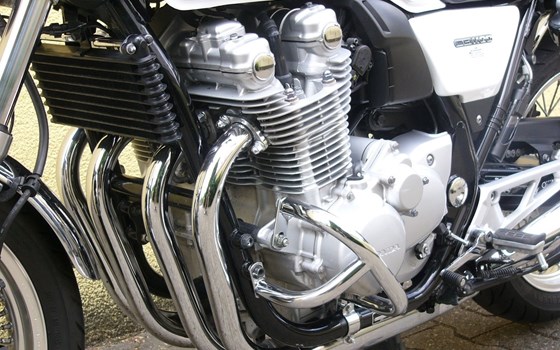 Gebrauchtmotorrad Honda CB 1100 - Bild 6 Gebrauchtmotorrad Honda CB 1100 - Bild 6