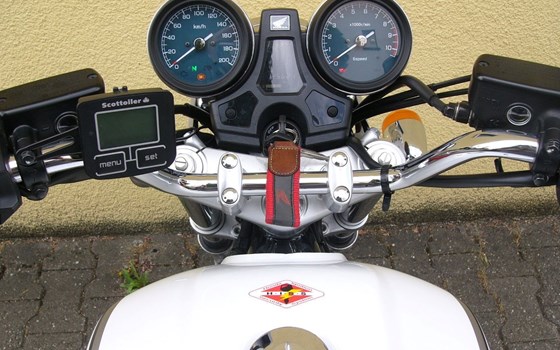 Gebrauchtmotorrad Honda CB 1100 - Bild 9 Gebrauchtmotorrad Honda CB 1100 - Bild 9