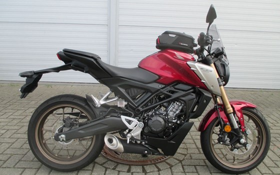 Gebrauchtmotorrad Honda CB125R - Bild 1