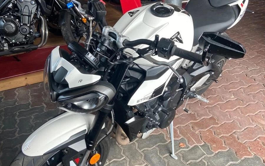 Offer Triumph Street Triple R Bild 1: Offer Triumph Street Triple R