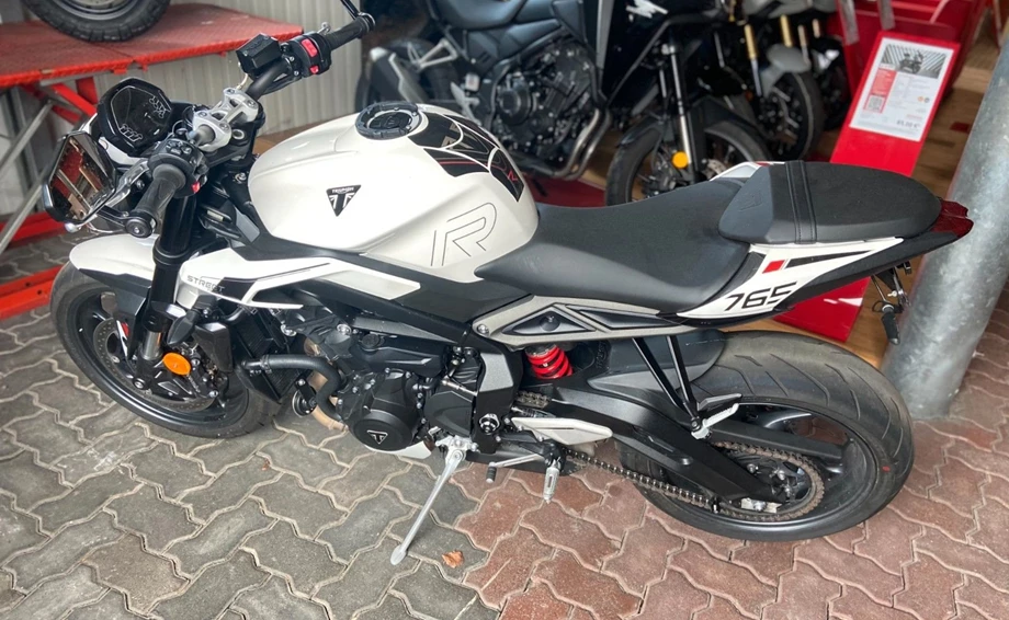 Offer Triumph Street Triple R Bild 2: Offer Triumph Street Triple R