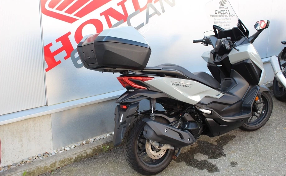 Offer Honda Forza 125 Bild 5: Offer Honda Forza 125