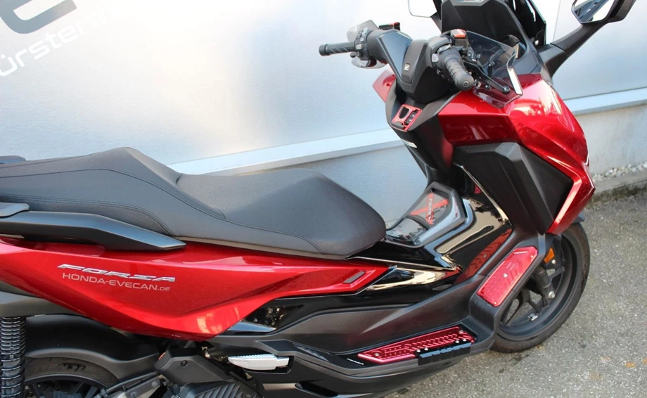 Offer Honda Forza 125 Bild 3: Offer Honda Forza 125