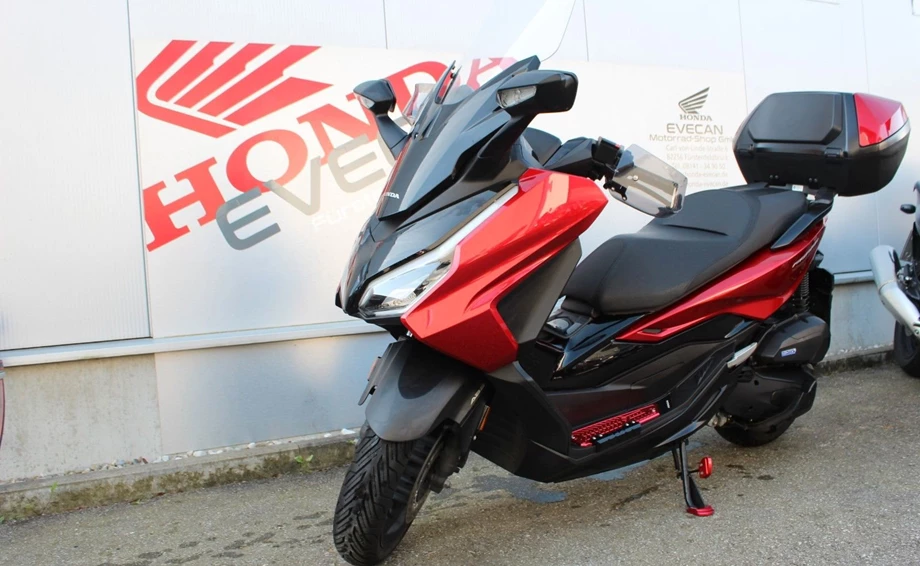 Offer Honda Forza 125 Bild 7: Offer Honda Forza 125