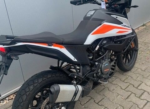 Gebrauchtmotorrad KTM 390 Adventure - Bild 4