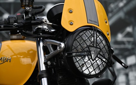 Gebrauchtmotorrad Triumph Street Cup - Bild 5