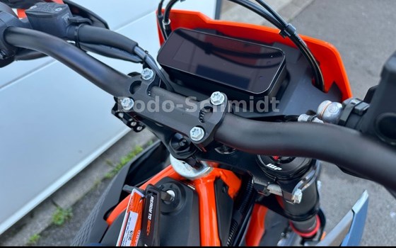 Neufahrzeug KTM 690 SMC R - Bild 3