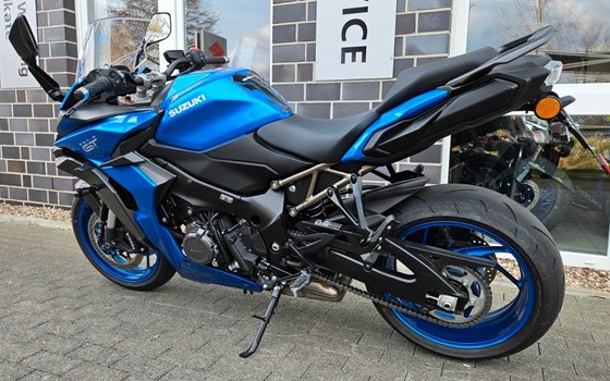 Neufahrzeug Suzuki GSX-S1000GT - Bild 10