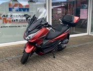Honda Forza 125