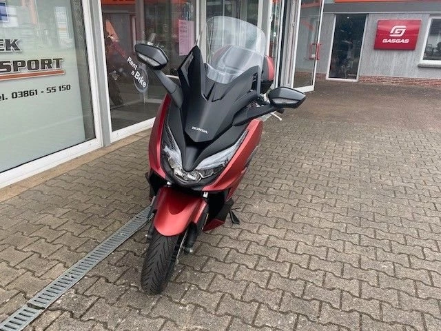 Offer Honda Forza 125 Bild 4: Offer Honda Forza 125