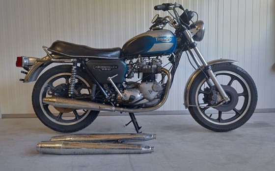 Motorrad Occasion Triumph Bonneville T140E - Bild 1