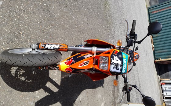 Gebrauchtmotorrad KTM 625 SC Supermoto - Bild 3 Gebrauchtmotorrad KTM 625 SC Supermoto - Bild 3