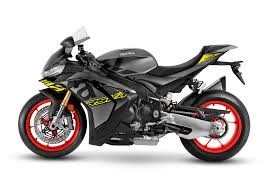 Neufahrzeug Aprilia RSV4 1100 - Bild 1 Neufahrzeug Aprilia RSV4 1100 - Bild 1