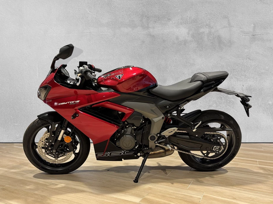 Offer Triumph Daytona 660 Bild 2: Offer Triumph Daytona 660