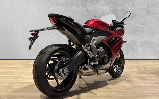 Neufahrzeug Triumph Daytona 660 - Bild 3