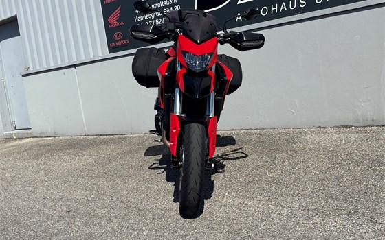 Gebrauchtmotorrad Ducati Hypermotard 939 - Bild 9 Gebrauchtmotorrad Ducati Hypermotard 939 - Bild 9