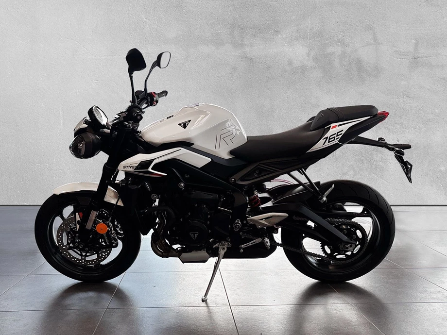 Offer Triumph Street Triple 765 R Bild 2: Offer Triumph Street Triple 765 R