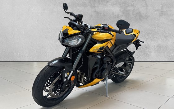 Neufahrzeug Triumph Street Triple 765 RS - Bild 1