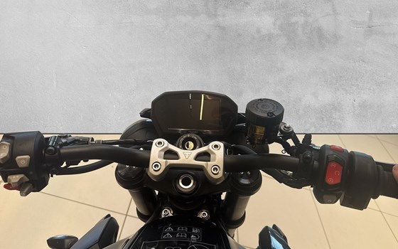 Neufahrzeug Triumph Street Triple 765 RS - Bild 4