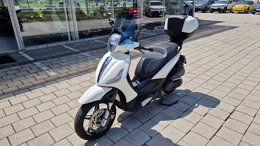 Piaggio Beverly 350ie Sport Touring ABS		